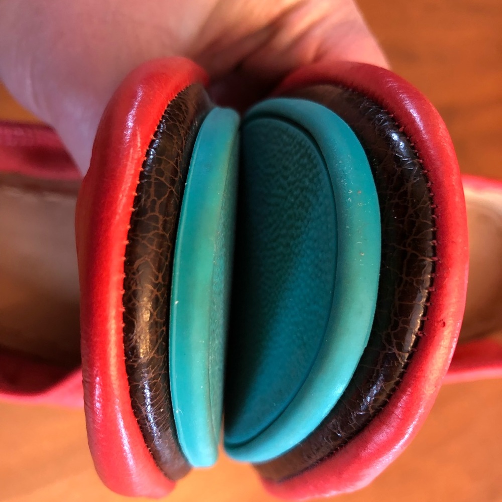 Tiek’s Poppy Leather Flats - Picture 6 of 8